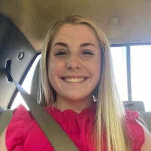 Meet your Posher, Bailey